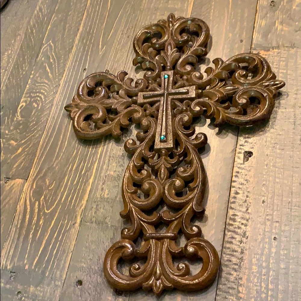Metal Cross Wall Decor